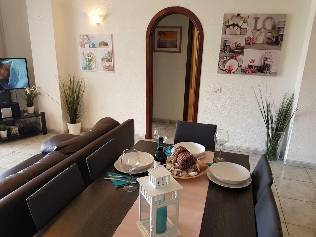 San Marino With Heated Pool, Only 450 Meters To The Beach, Wifi Arona  Luaran gambar